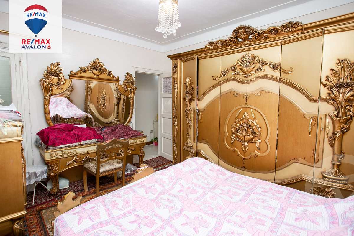 https://aqarmap.com.eg/ar/listing/6036143-for-sale-alexandria-lauran-alexandria-lauran-abd-el-khalik-tharwat-st