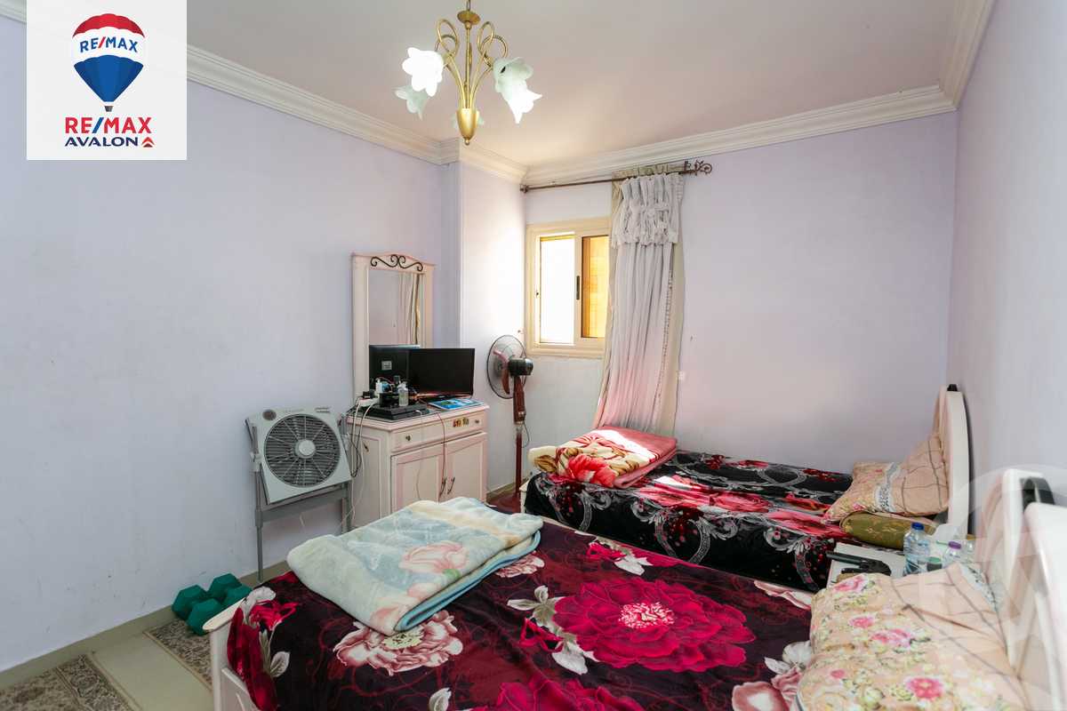 https://aqarmap.com.eg/en/listing/6052410-for-sale-alexandria-glim-hedaya-basha-st