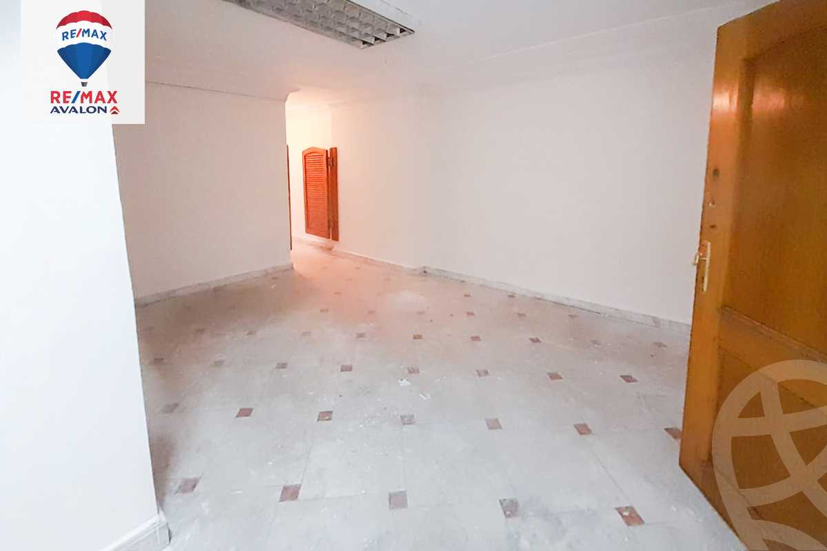 https://aqarmap.com.eg/en/listing/6056843-for-sale-alexandria-lauran-ahmed-zou-al-fekar-st