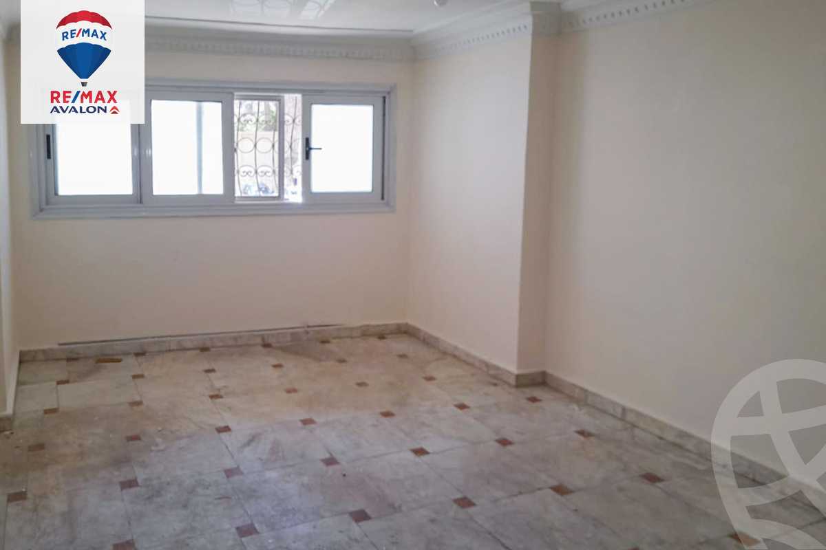 https://aqarmap.com.eg/en/listing/6056843-for-sale-alexandria-lauran-ahmed-zou-al-fekar-st