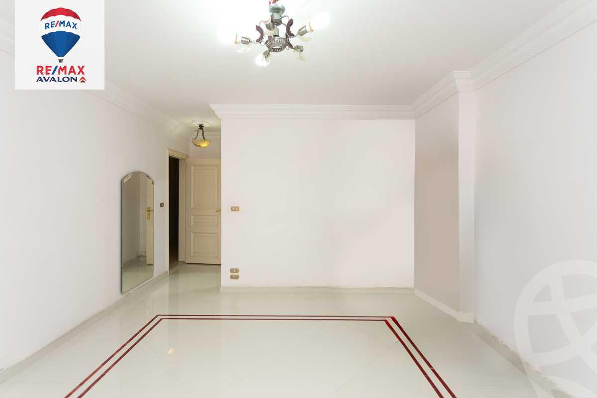 https://aqarmap.com.eg/en/listing/6058658-for-rent-alexandria-lauran