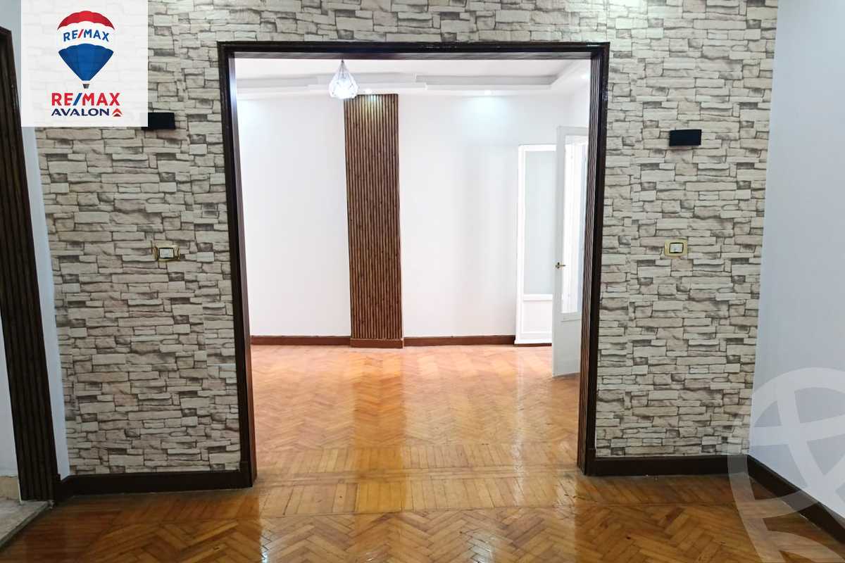 https://aqarmap.com.eg/ar/listing/6059207-for-sale-alexandria-bolekly-abou-quer-st