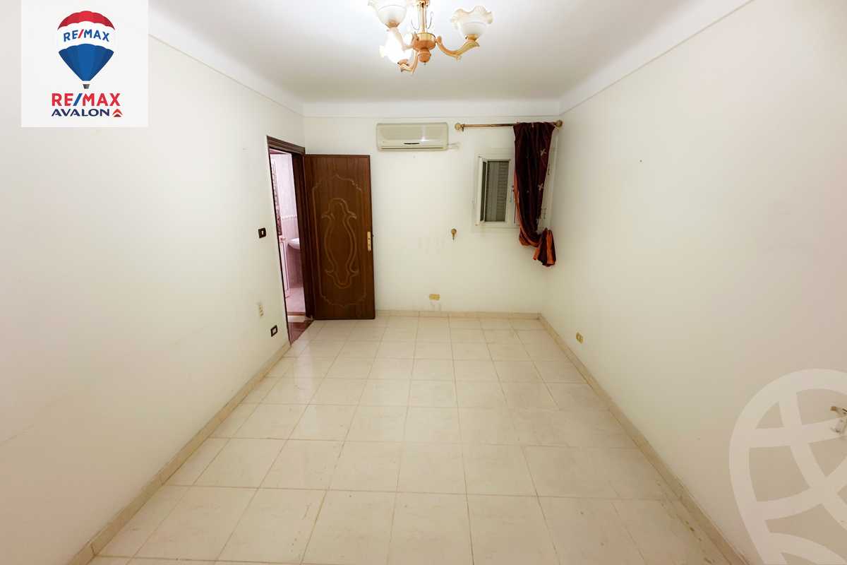 https://aqarmap.com.eg/en/listing/6059946-for-sale-alexandria-moharram-bey-moharram-bek-st