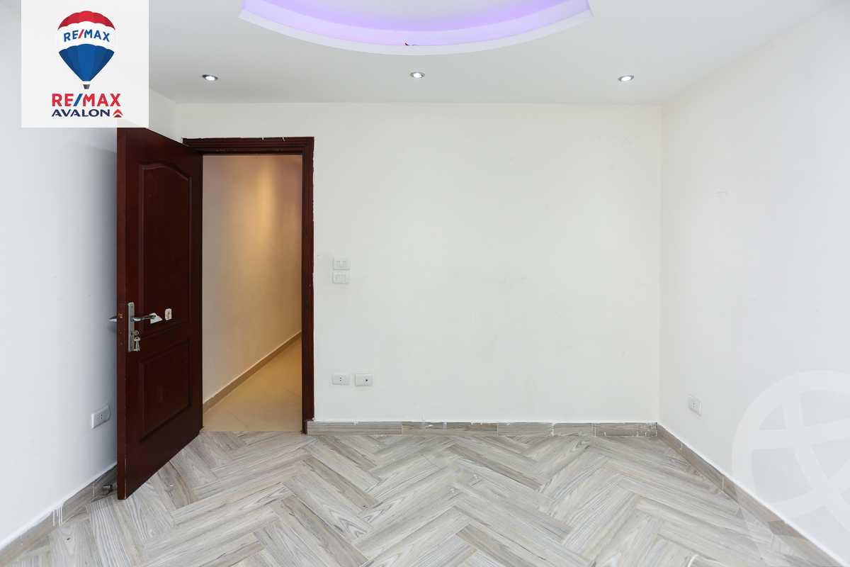 https://aqarmap.com.eg/en/listing/6065180-for-sale-alexandria-sporting-luxor-st