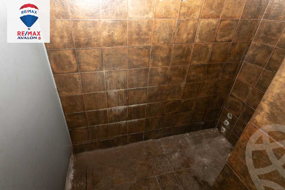 https://aqarmap.com.eg/en/listing/6098958-for-rent-alexandria-kafr-abdo-mohamed-safwat-st