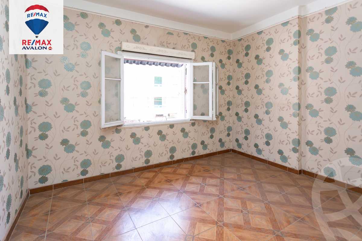 https://aqarmap.com.eg/en/listing/6107560-for-rent-alexandria-bolekly-abd-el-salam-aref-st