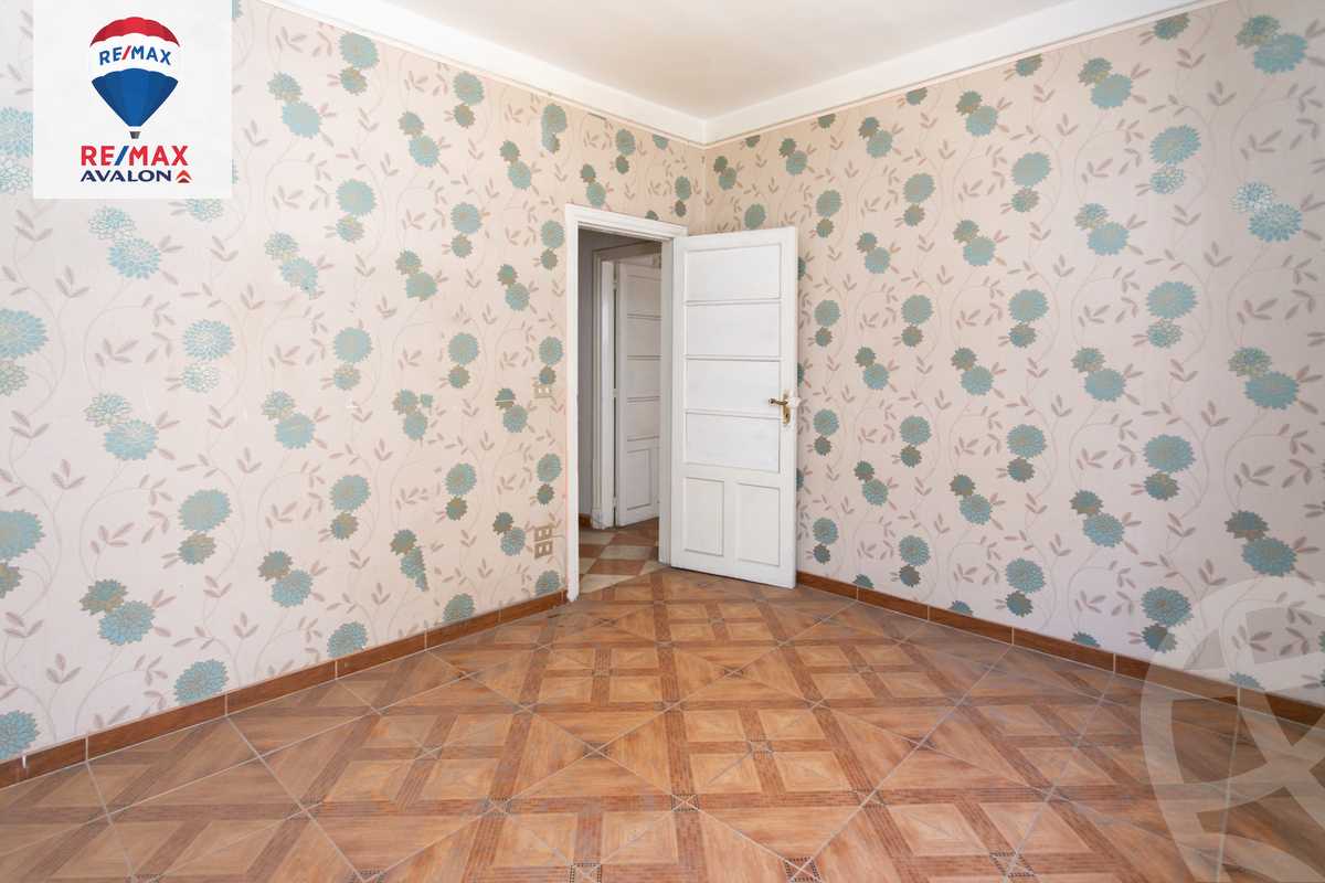 https://aqarmap.com.eg/en/listing/6107560-for-rent-alexandria-bolekly-abd-el-salam-aref-st