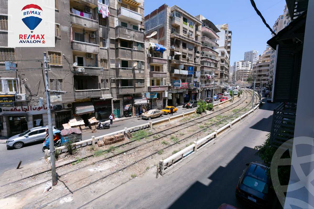 https://aqarmap.com.eg/en/listing/6107560-for-rent-alexandria-bolekly-abd-el-salam-aref-st