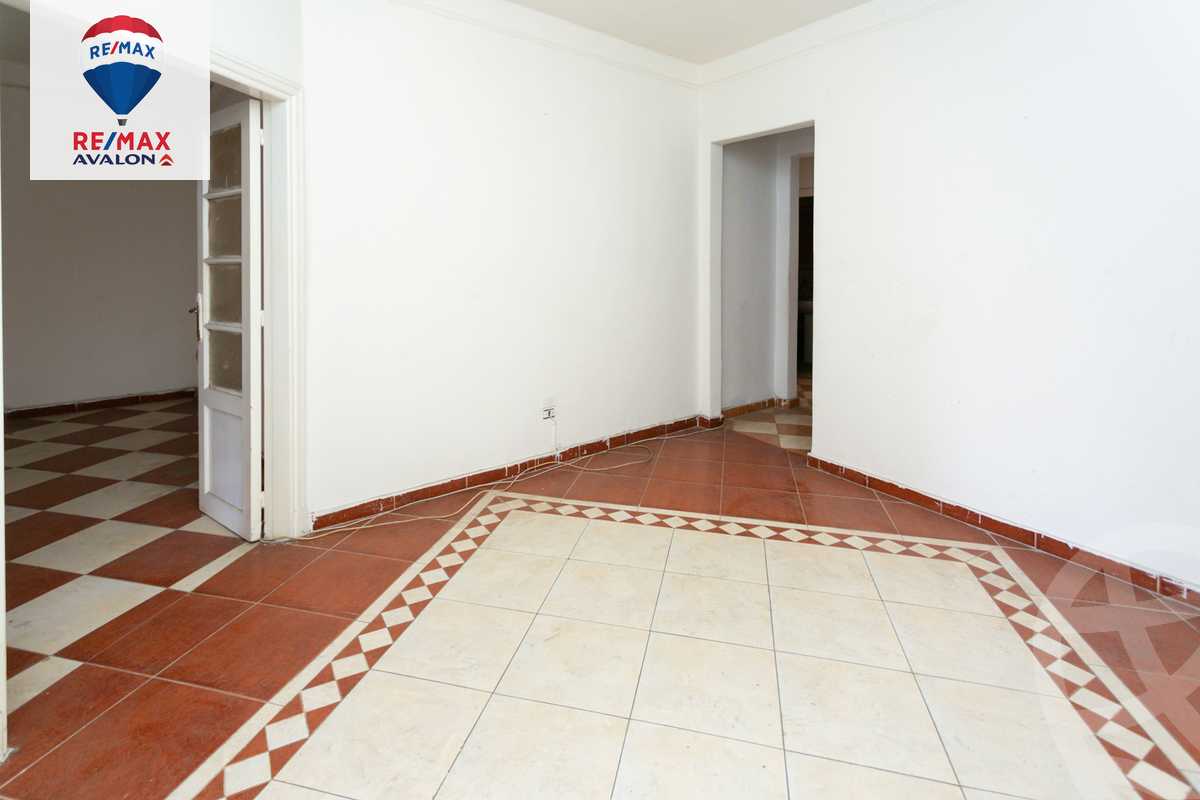 https://aqarmap.com.eg/en/listing/6107560-for-rent-alexandria-bolekly-abd-el-salam-aref-st