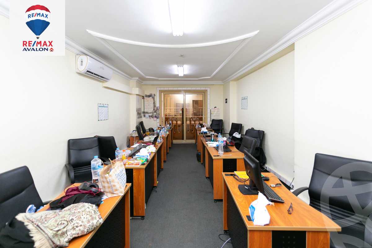 https://aqarmap.com.eg/ar/listing/6114380-for-sale-alexandria-kafr-abdo-sant-giyn-st