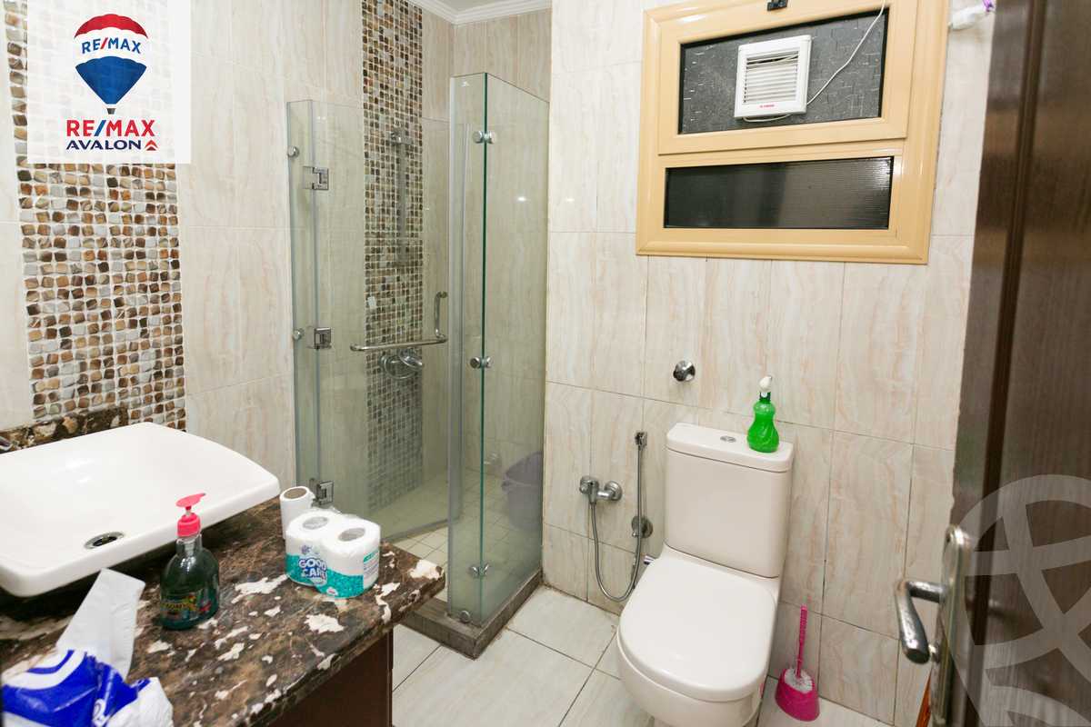 https://aqarmap.com.eg/ar/listing/6114380-for-sale-alexandria-kafr-abdo-sant-giyn-st