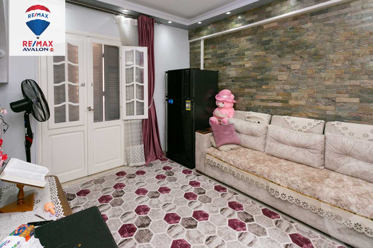 https://aqarmap.com.eg/ar/listing/6117031-for-sale-alexandria-moharram-bey-emberouz