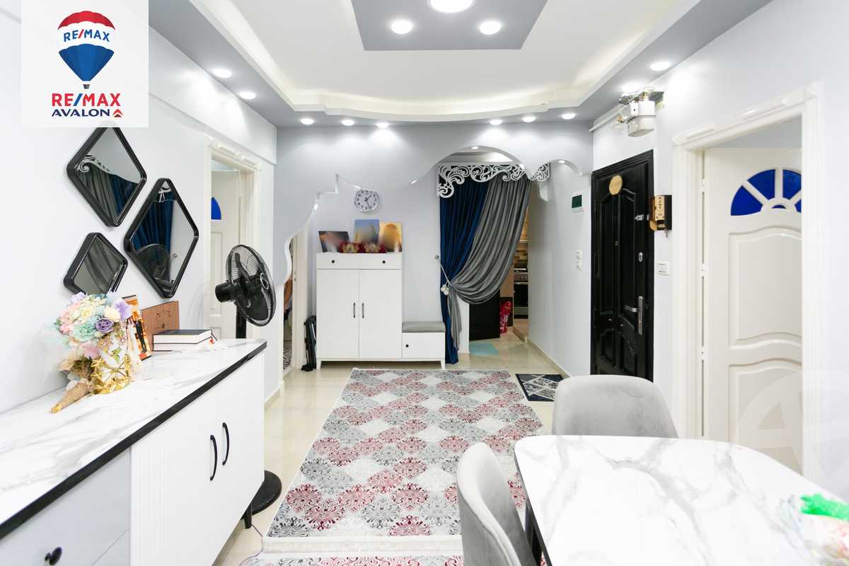https://aqarmap.com.eg/ar/listing/6117031-for-sale-alexandria-moharram-bey-emberouz