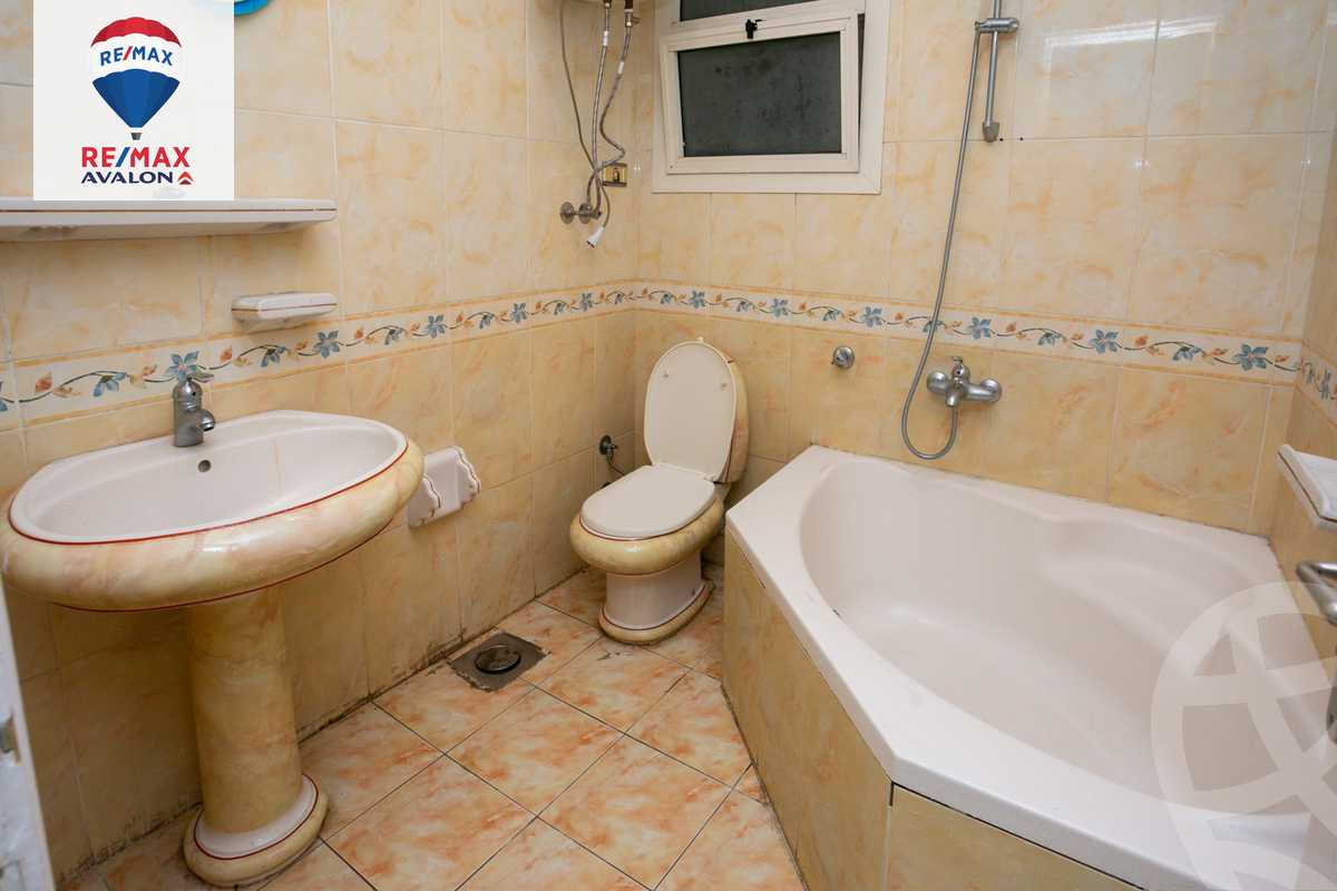 https://aqarmap.com.eg/ar/listing/6117053-for-sale-alexandria-sydy-bshr-tryq-ljysh