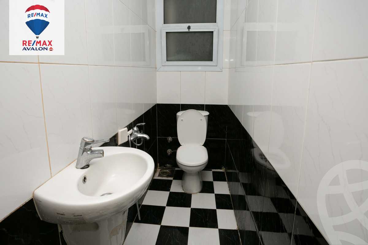 https://aqarmap.com.eg/ar/listing/6117053-for-sale-alexandria-sydy-bshr-tryq-ljysh