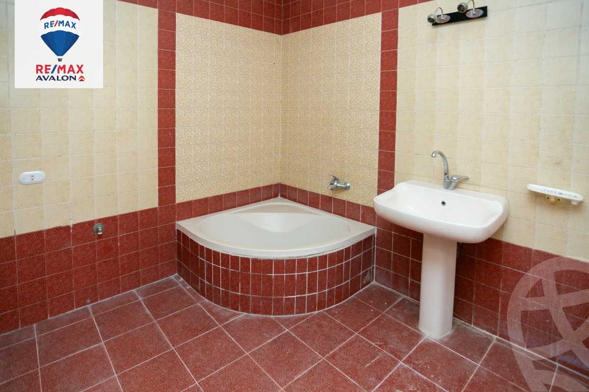 https://aqarmap.com.eg/en/listing/6129469-for-sale-alexandria-ganaklis-shr-bw-qyr-tryq-lhry