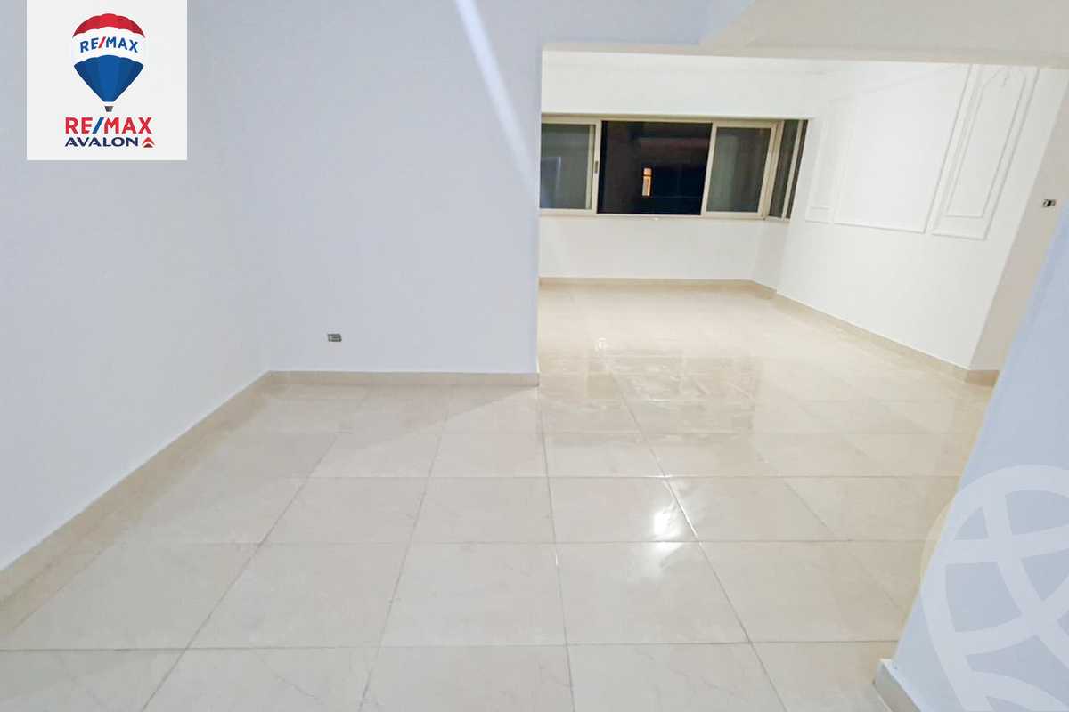 https://aqarmap.com.eg/ar/listing/6132712-for-sale-alexandria-bolekly-mostafa-kamel-stt