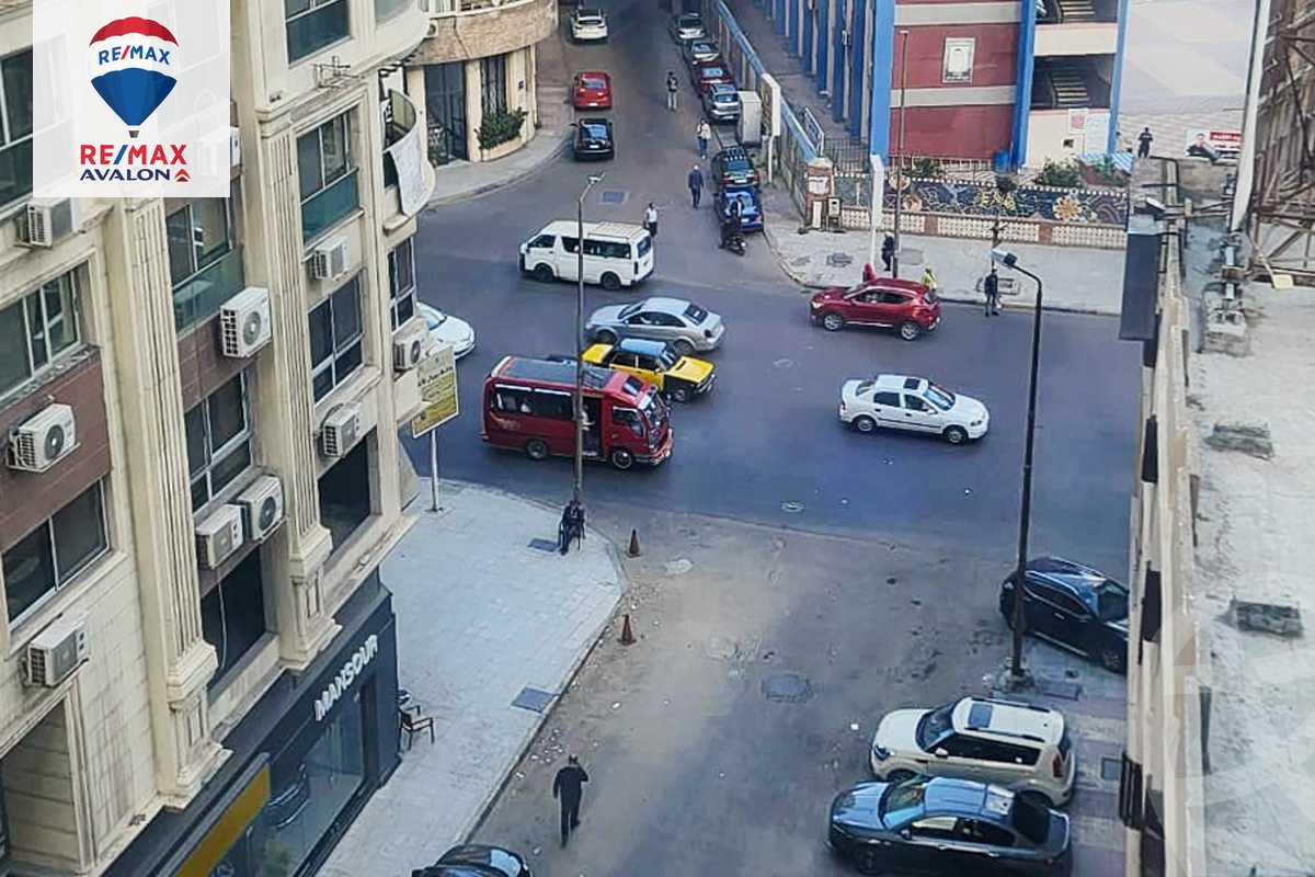 https://aqarmap.com.eg/ar/listing/6132712-for-sale-alexandria-bolekly-mostafa-kamel-stt