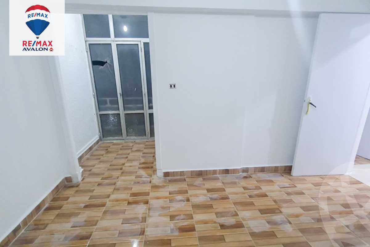 https://aqarmap.com.eg/ar/listing/6132712-for-sale-alexandria-bolekly-mostafa-kamel-stt