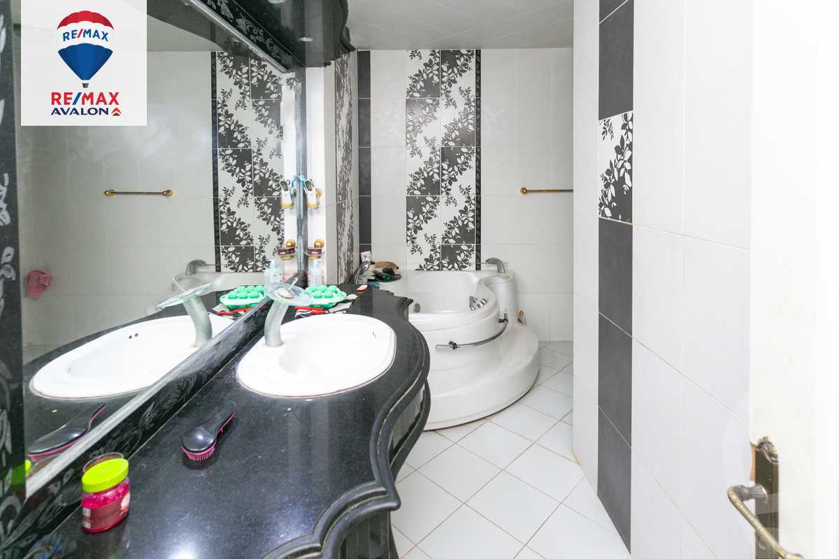 https://aqarmap.com.eg/en/listing/6134654-for-sale-alexandria-sidi-gaber-el-mosheer-ahmed-isamil-st