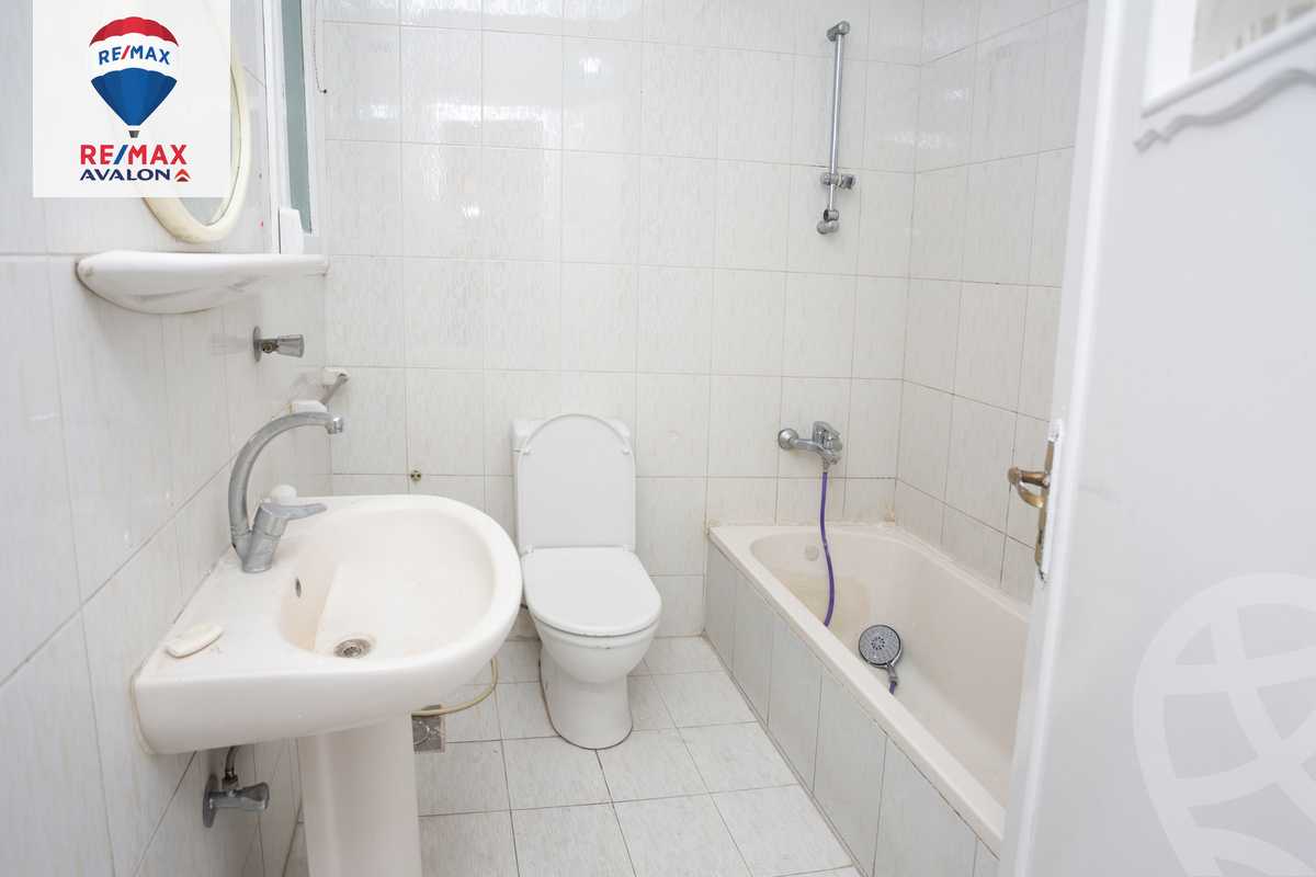 https://aqarmap.com.eg/ar/listing/6135484-for-sale-alexandria-bolekly-abou-quer-st