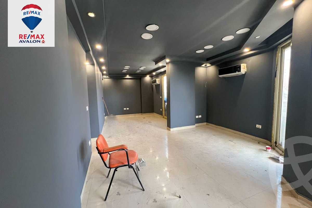 https://aqarmap.com.eg/ar/listing/6137906-for-rent-alexandria-moharram-bey-kanal-al-mahmoudeya-al-bahri-st