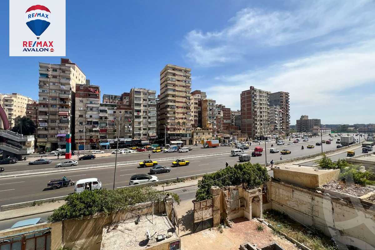 https://aqarmap.com.eg/ar/listing/6137906-for-rent-alexandria-moharram-bey-kanal-al-mahmoudeya-al-bahri-st