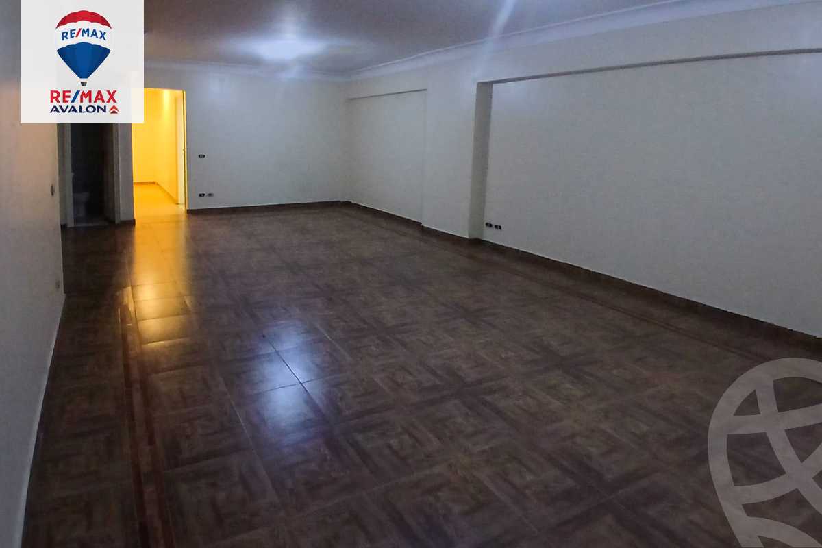 https://aqarmap.com.eg/ar/listing/6138854-for-sale-alexandria-smouha-al-adib-mohammed-zaiton-st