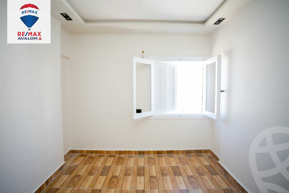 https://aqarmap.com.eg/ar/listing/6152703-for-sale-alexandria-sydy-bshr-sydy-bshr-bhry