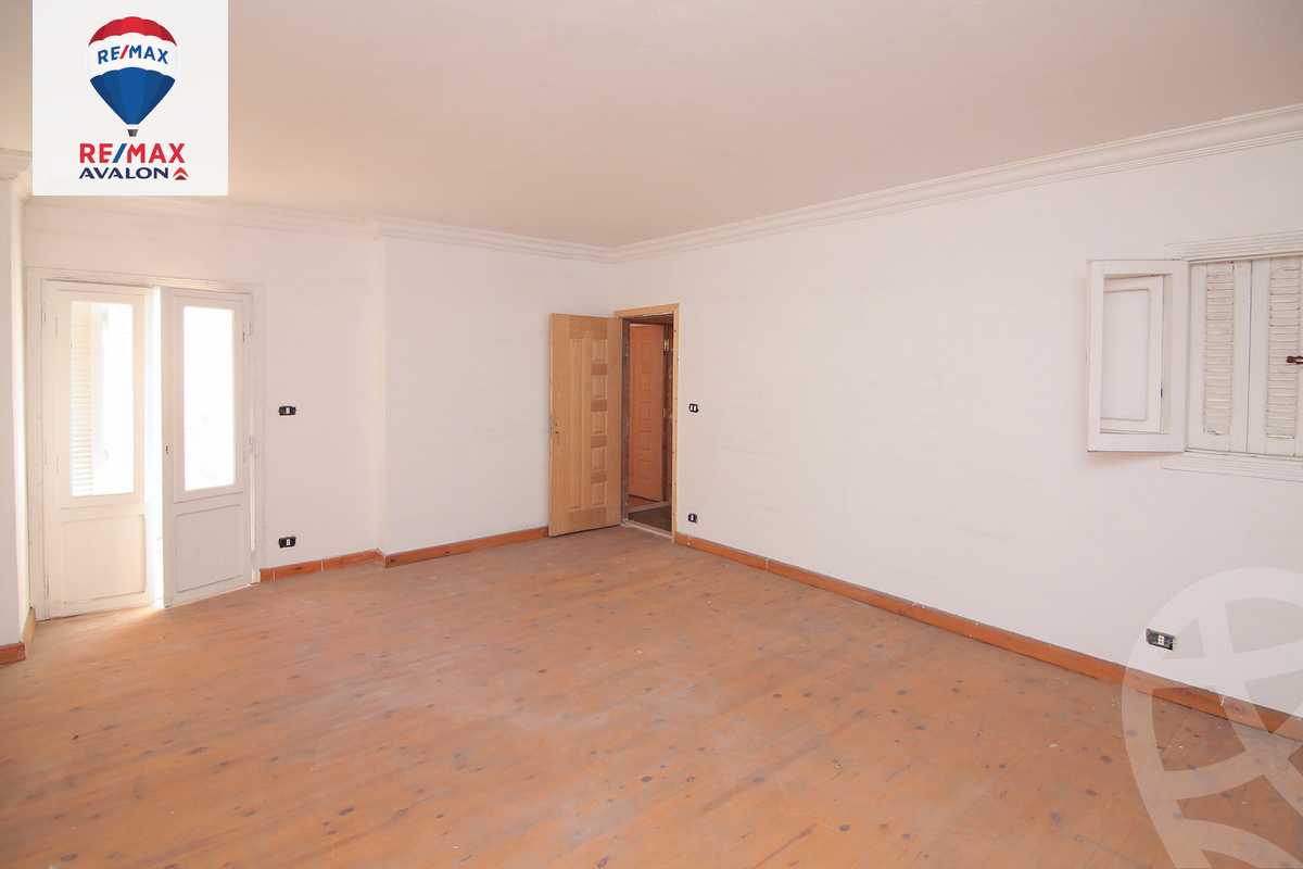 https://aqarmap.com.eg/en/listing/6152900-for-sale-alexandria-glim-rasmi-basha-st