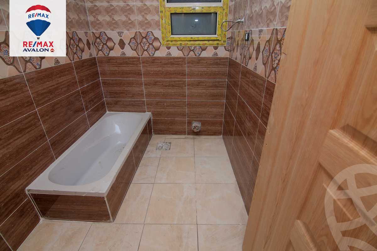 https://aqarmap.com.eg/en/listing/6152900-for-sale-alexandria-glim-rasmi-basha-st