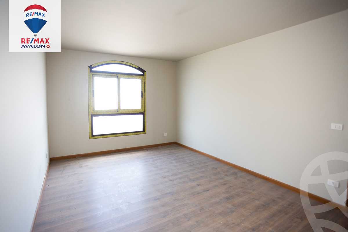 https://aqarmap.com.eg/en/listing/6155243-for-sale-alexandria-stanley-abd-el-aziz-fahmy-st