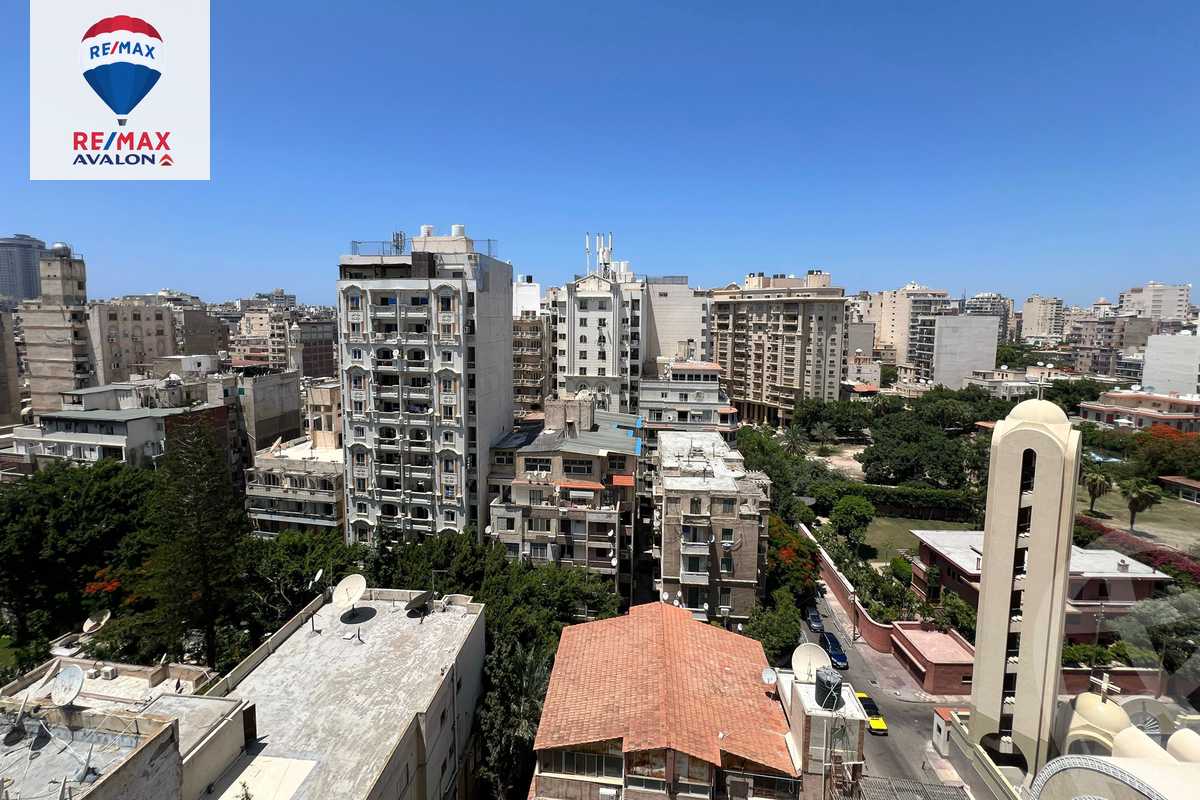 https://aqarmap.com.eg/ar/listing/6161614-for-rent-alexandria-kafr-abdo-sant-giyn-st