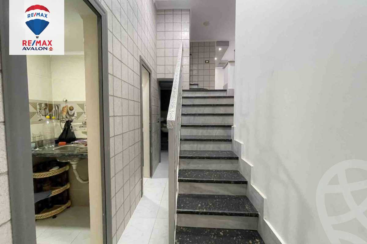https://aqarmap.com.eg/en/listing/6161934-for-sale-alexandria-ganaklis-el-arwam-church-st