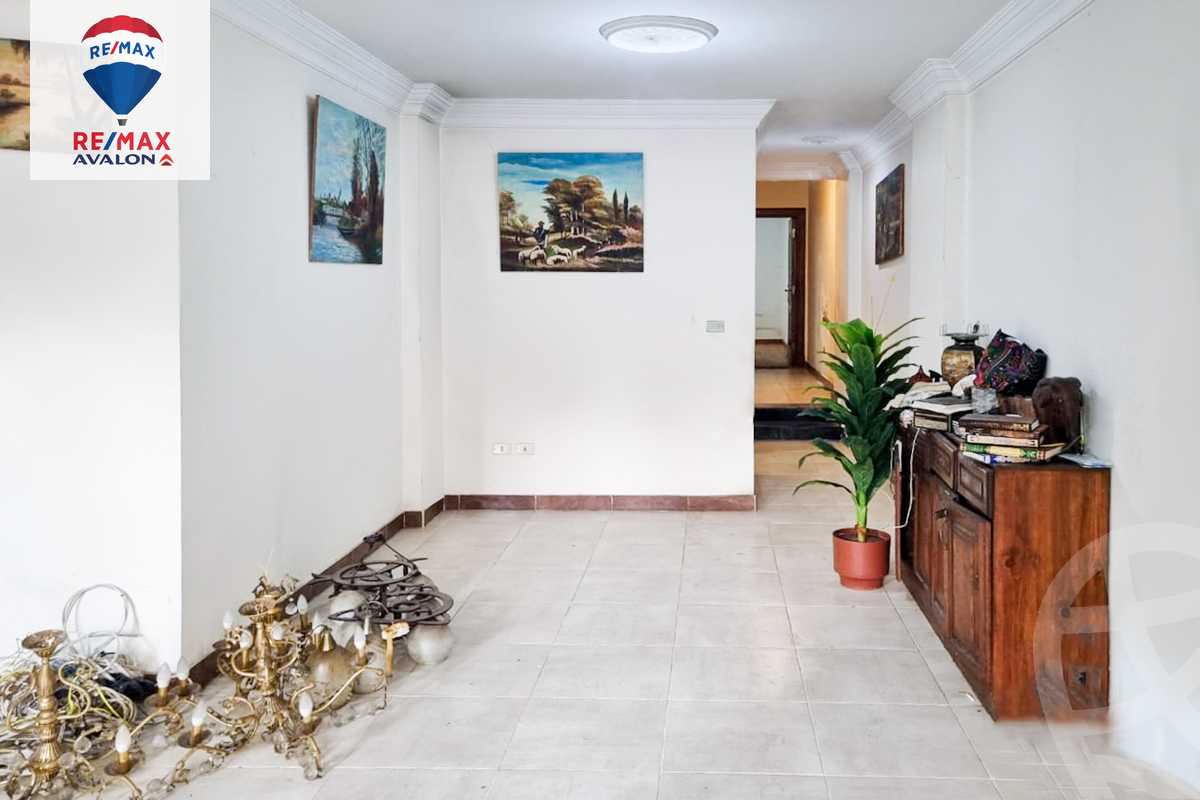 https://aqarmap.com.eg/en/listing/6166362-for-rent-alexandria-lauran-shaarawy-st