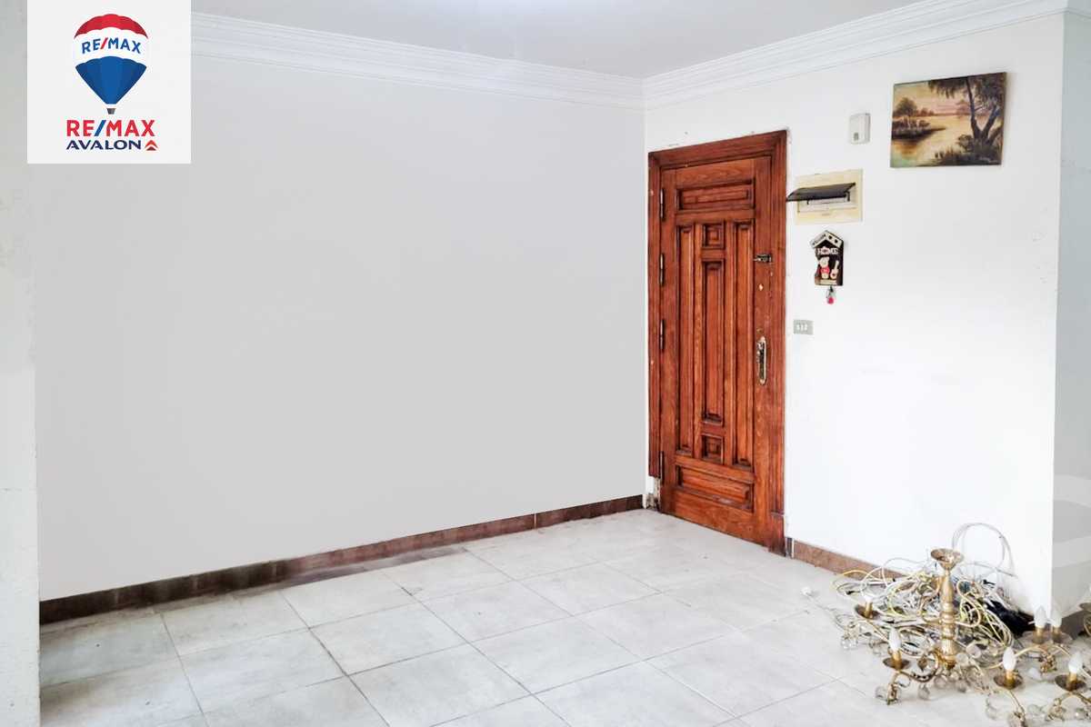 https://aqarmap.com.eg/en/listing/6166362-for-rent-alexandria-lauran-shaarawy-st