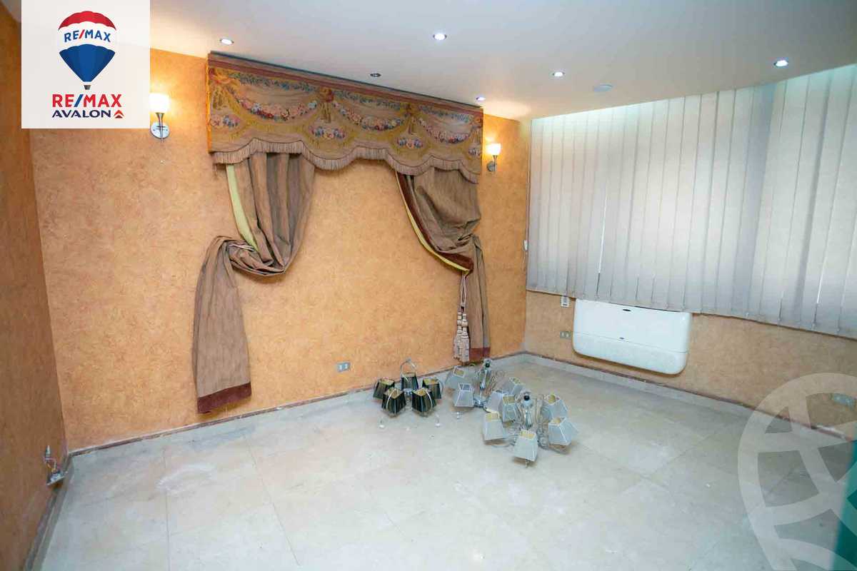 https://aqarmap.com.eg/ar/listing/6166686-for-sale-alexandria-sn-styfnw-aziz-kheil-st