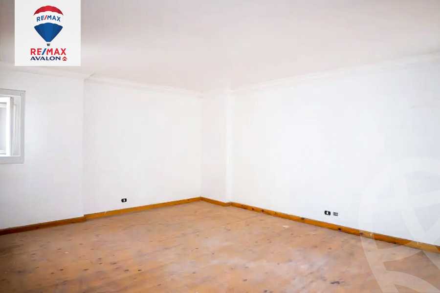 https://aqarmap.com.eg/ar/listing/6186897-for-sale-alexandria-glim-rasmi-basha-st