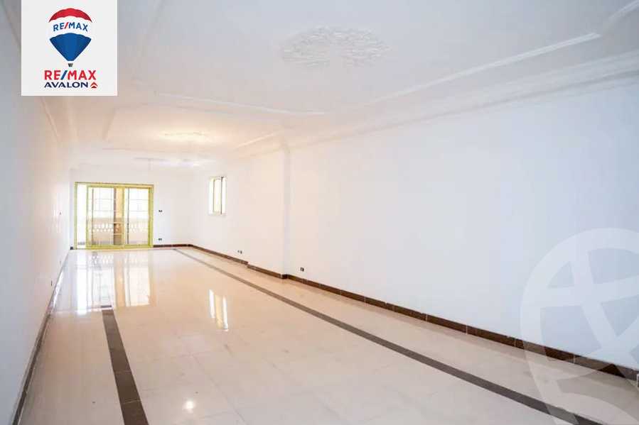 https://aqarmap.com.eg/ar/listing/6186897-for-sale-alexandria-glim-rasmi-basha-st