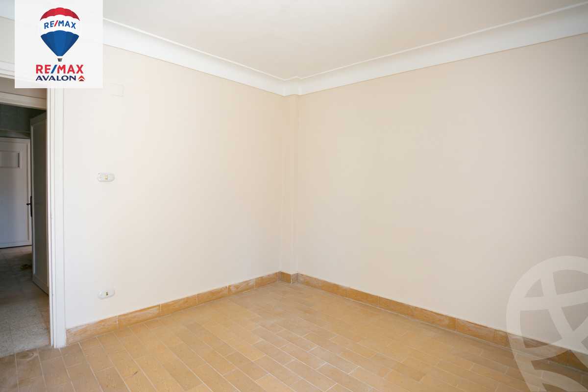 https://aqarmap.com.eg/ar/listing/6198228-for-sale-alexandria-ganaklis-shr-bw-qyr-tryq-lhry