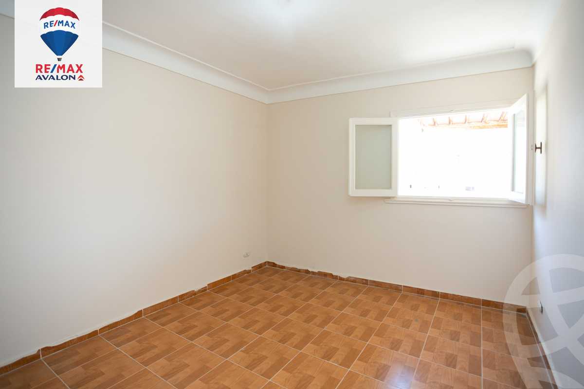 https://aqarmap.com.eg/ar/listing/6198228-for-sale-alexandria-ganaklis-shr-bw-qyr-tryq-lhry