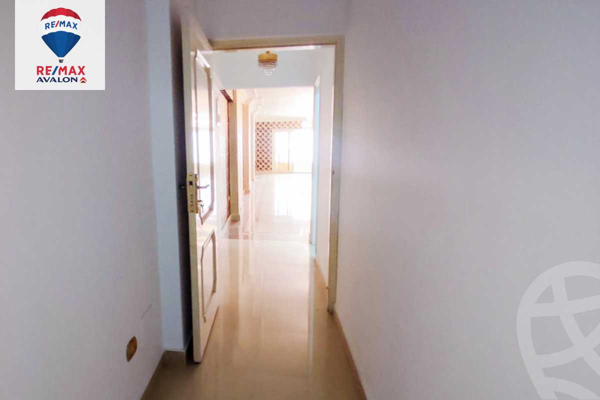https://aqarmap.com.eg/ar/listing/6208695-for-sale-alexandria-glim-isamil-al-habrok-st