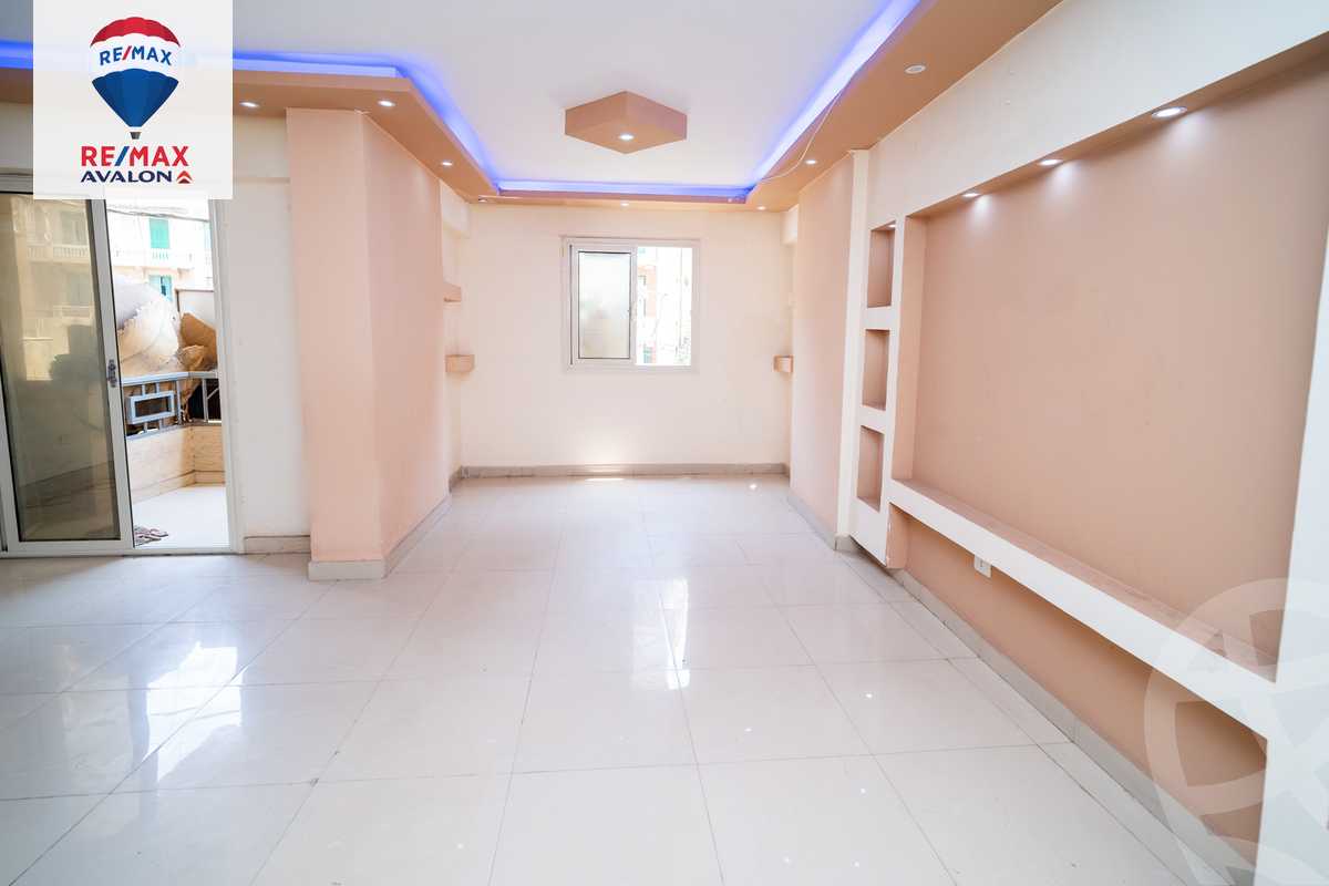 https://aqarmap.com.eg/ar/listing/6216785-for-sale-alexandria-sidi-gaber-el-mosheer-ahmed-isamil-st