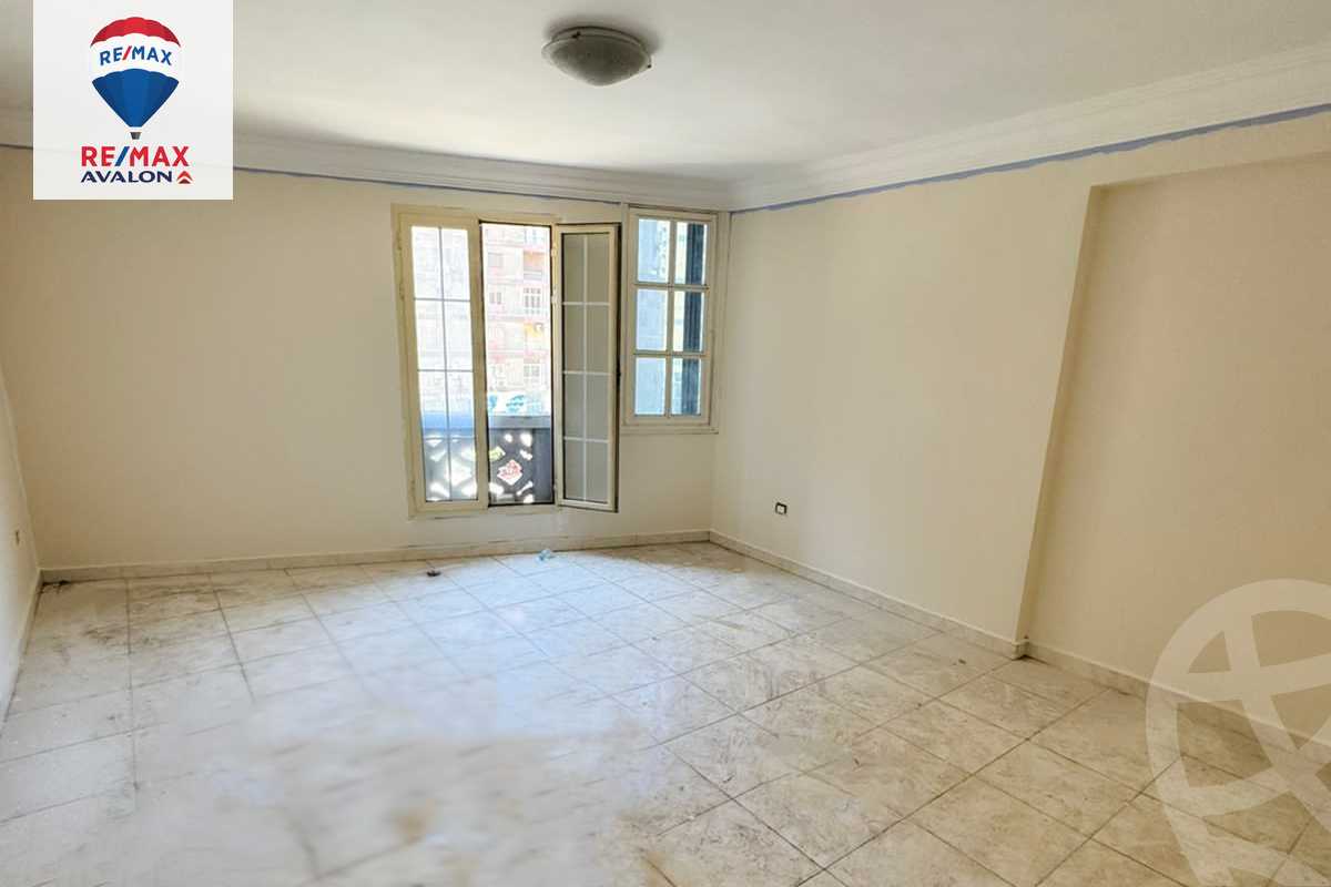 https://aqarmap.com.eg/ar/listing/6222675-for-sale-alexandria-sydy-bshr-sydy-bshr-bhry-abd-el-salam-aref-st