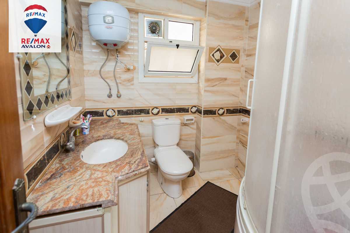 https://aqarmap.com.eg/ar/listing/6223342-for-sale-alexandria-kafr-abdo-shr-lsyd-skyn-bnt-lhsyn