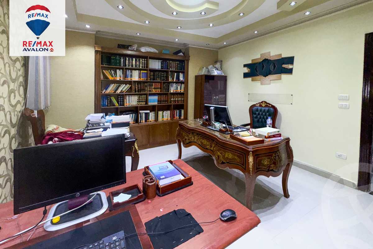 https://aqarmap.com.eg/ar/listing/6227582-for-sale-alexandria-moharram-bey-al-mahkama-st