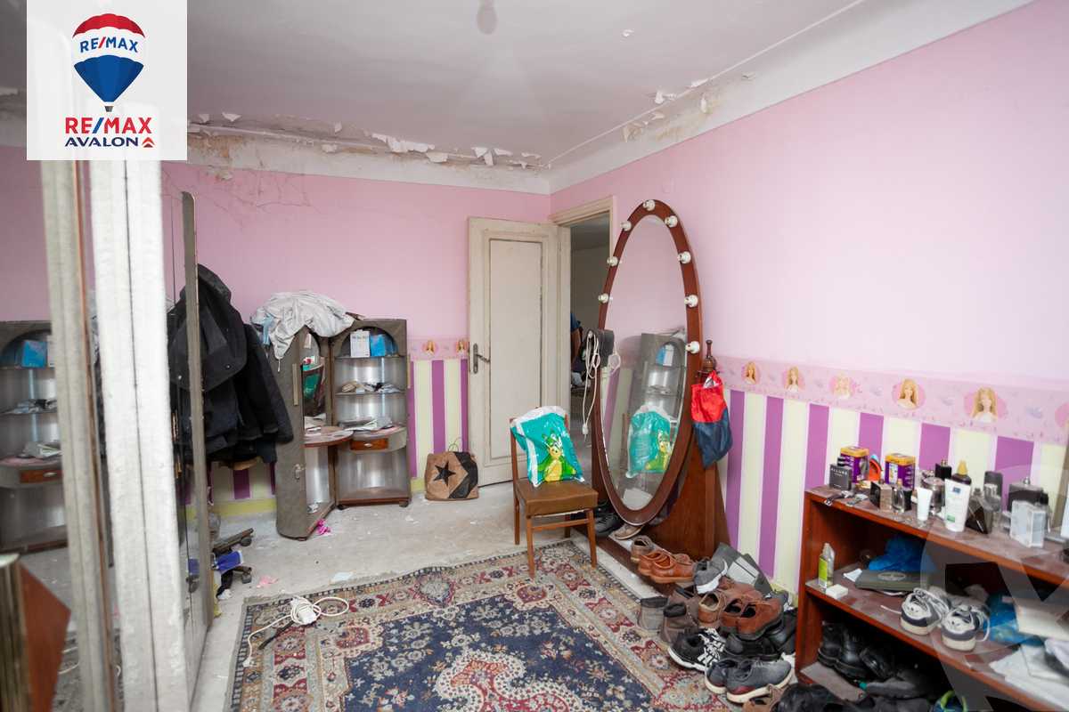 https://aqarmap.com.eg/en/listing/6230892-for-sale-alexandria-zezenia-abd-el-salam-aref-st