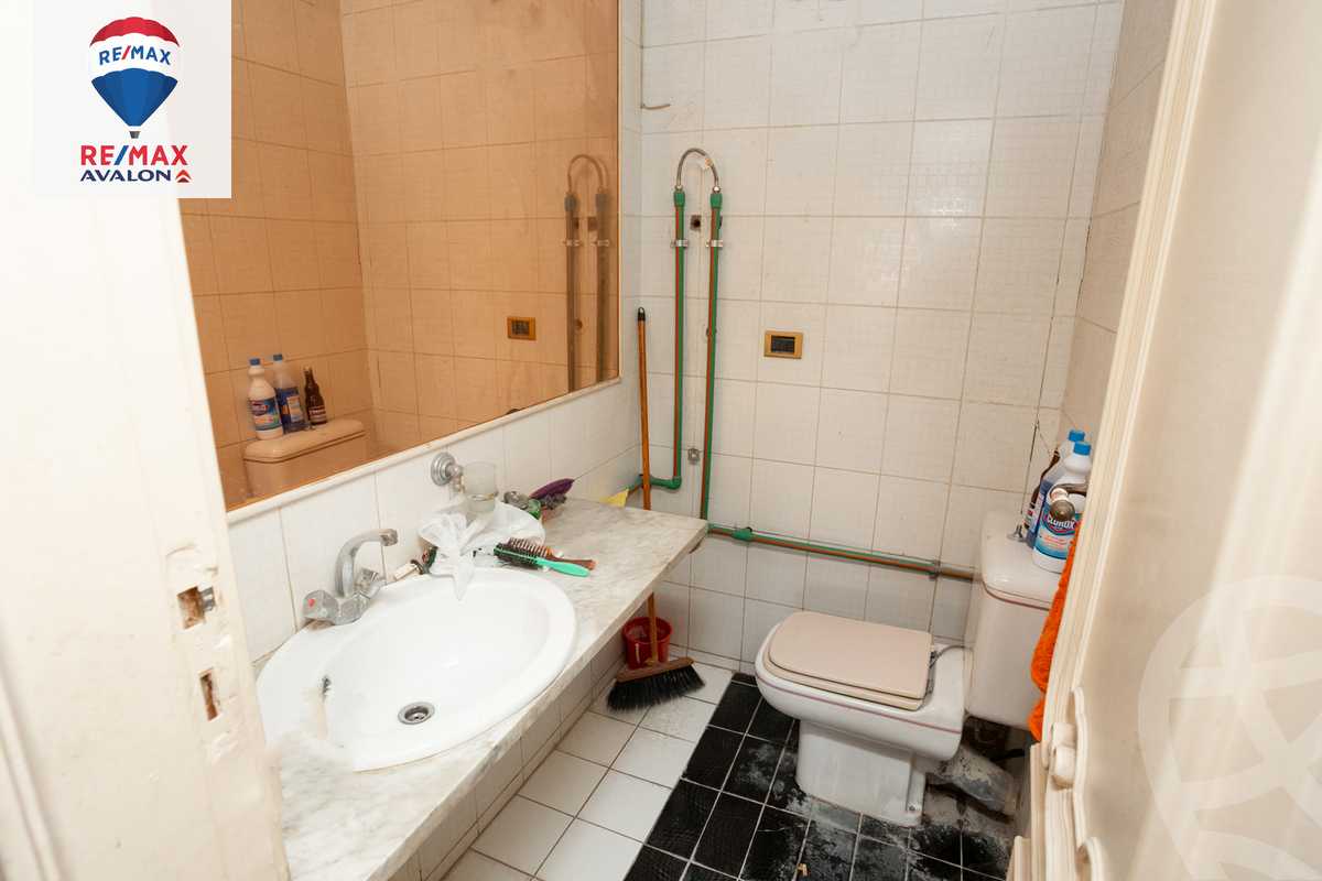 https://aqarmap.com.eg/en/listing/6230892-for-sale-alexandria-zezenia-abd-el-salam-aref-st