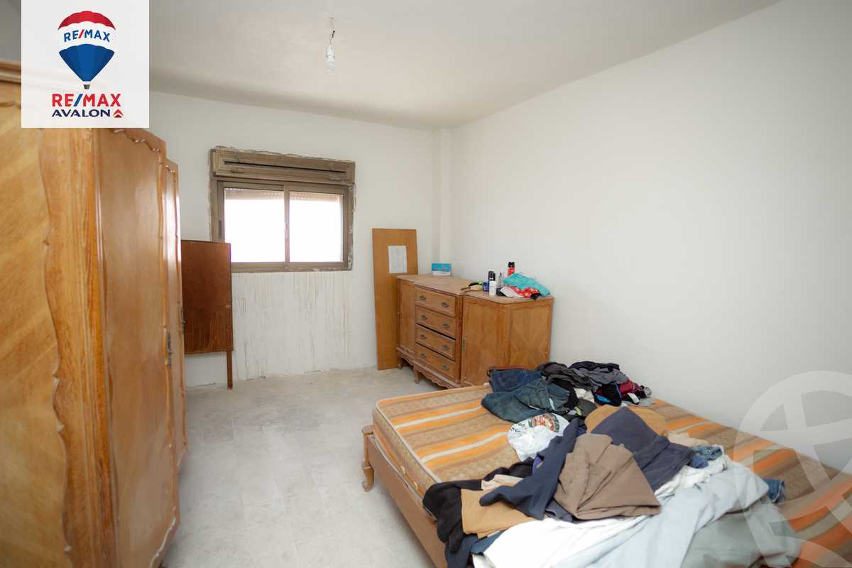 https://aqarmap.com.eg/en/listing/6230892-for-sale-alexandria-zezenia-abd-el-salam-aref-st