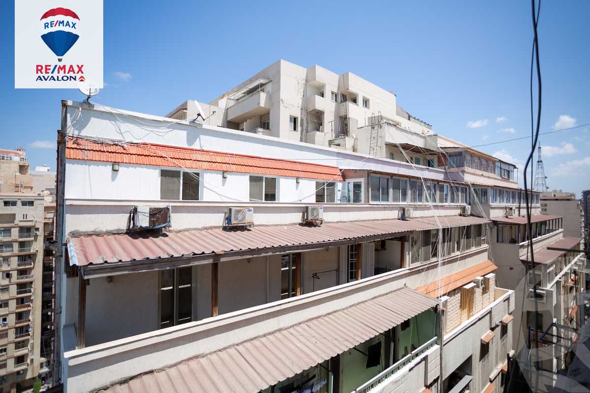 https://aqarmap.com.eg/en/listing/6230892-for-sale-alexandria-zezenia-abd-el-salam-aref-st